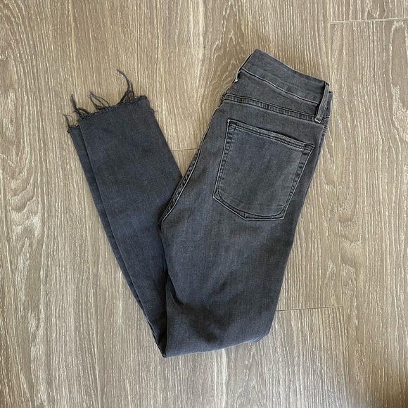 Good American distressed high rise jeans - Picture 4 of 4